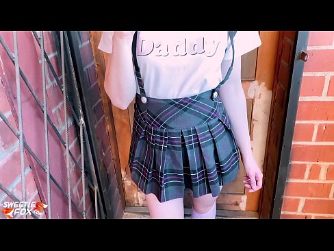 ❤️ Mtsikana Wasukulu Amayamwa tayi yake mozama ndikumasemphana m'malo mwa makalasi. Zolaula zolaula ny.hentai-id-tv.ru
